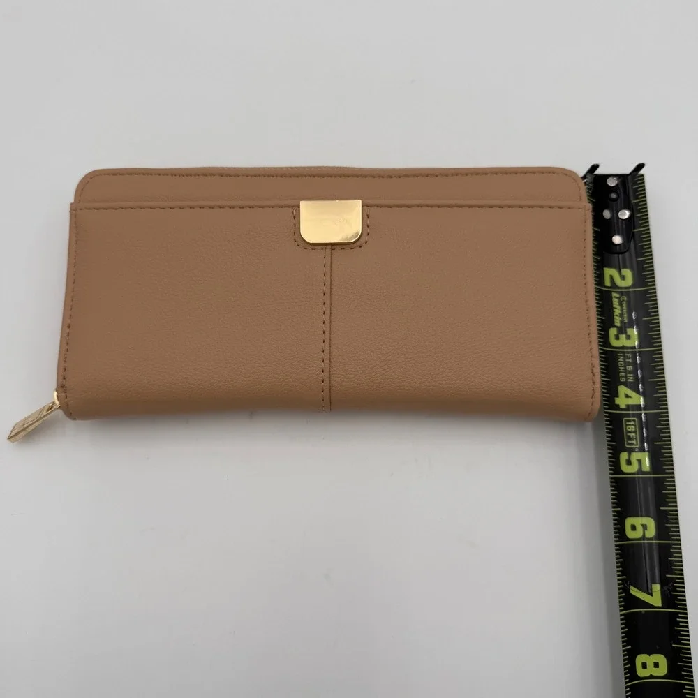 On 34th Womens Pebbled Leather Zip Around Wallet Tan Beige‎ Gold Tone Hardware